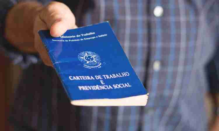 Desemprego no Ceará atinge 6,5% em 2025, menor índice desde 2012